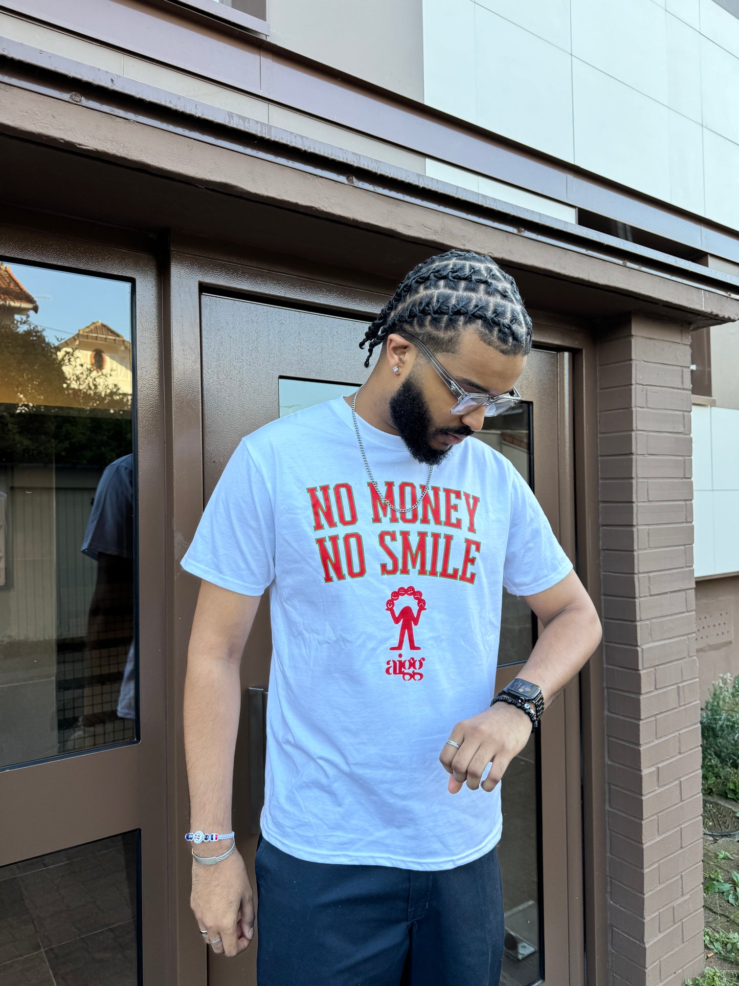 No Money No Smile RED